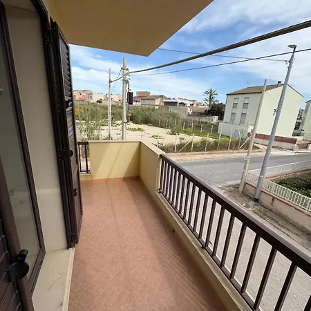 Blue Marine House Apartment Scoglitti Exterior photo